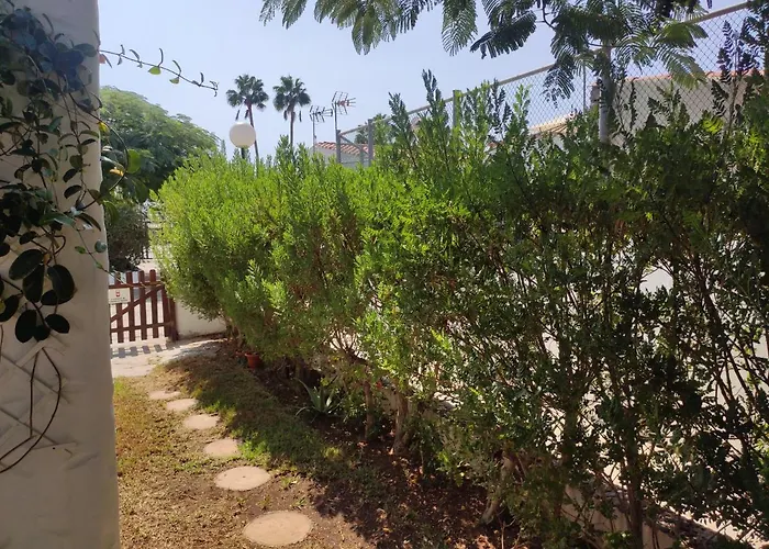 2 Bedroom Next Yumbo Center. Free Parking Playa del Ingles (Gran Canaria)