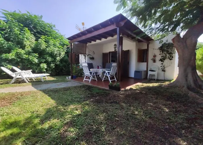 Nyaraló 2 Bedroom Next Yumbo Center. Free Parking *