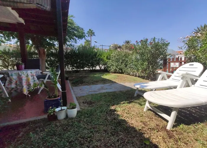 2 Bedroom Next Yumbo Center. Free Parking Holiday home