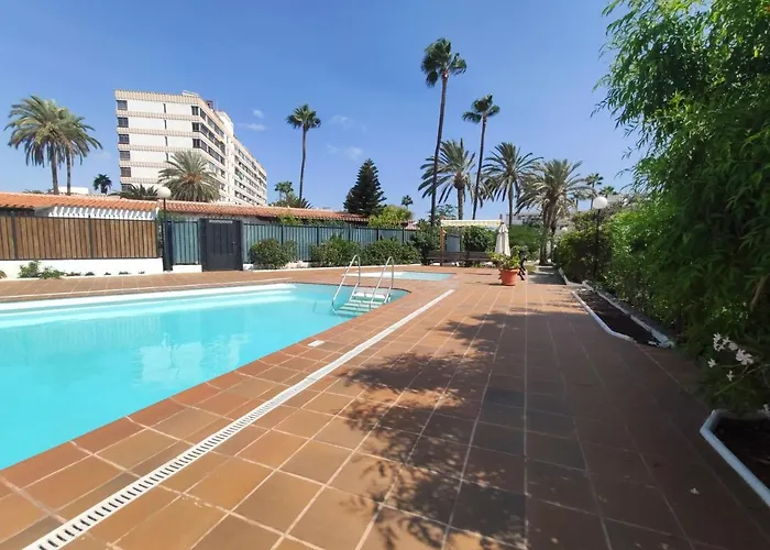 Holiday home 2 Bedroom Next Yumbo Center. Free Parking