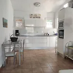 2 Bedroom Next Yumbo Center. Free Parking 別荘 *