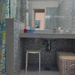 別荘 2 Bedroom Next Yumbo Center. Free Parking